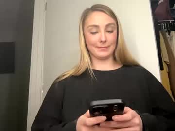 girl Sexy Teen Cam Girls Inserting Dildoes In Their Wet Pussy with southernbunnyxo