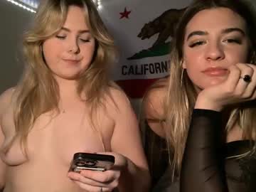 girl Sexy Teen Cam Girls Inserting Dildoes In Their Wet Pussy with taylormadden