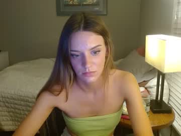 girl Sexy Teen Cam Girls Inserting Dildoes In Their Wet Pussy with emmmafox14