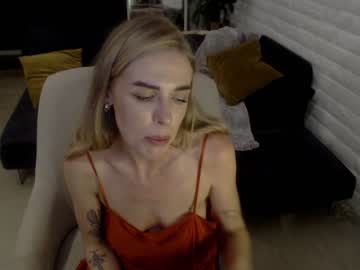 girl Sexy Teen Cam Girls Inserting Dildoes In Their Wet Pussy with margotgrace
