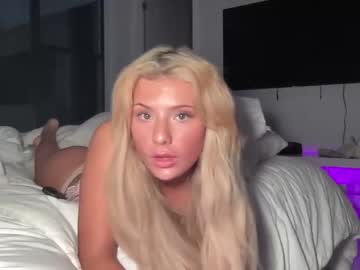 girl Sexy Teen Cam Girls Inserting Dildoes In Their Wet Pussy with sarbbyxo