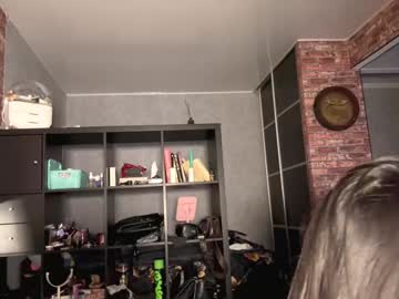 girl Sexy Teen Cam Girls Inserting Dildoes In Their Wet Pussy with june_moves