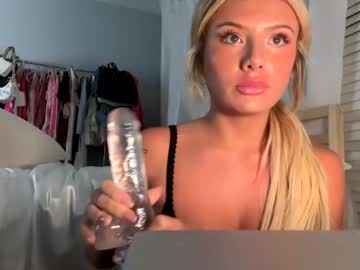 girl Sexy Teen Cam Girls Inserting Dildoes In Their Wet Pussy with sarahbabyyyy19