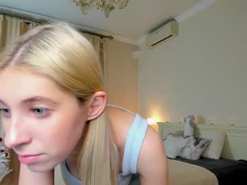 girl Sexy Teen Cam Girls Inserting Dildoes In Their Wet Pussy with vivian_blue