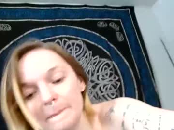 girl Sexy Teen Cam Girls Inserting Dildoes In Their Wet Pussy with tatteased