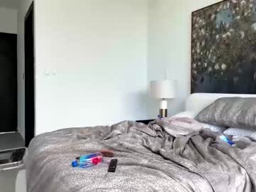 girl Sexy Teen Cam Girls Inserting Dildoes In Their Wet Pussy with samsaccxo