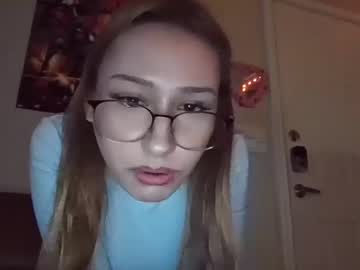 girl Sexy Teen Cam Girls Inserting Dildoes In Their Wet Pussy with madiosnrios