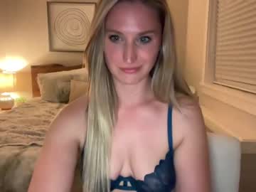 girl Sexy Teen Cam Girls Inserting Dildoes In Their Wet Pussy with tillythomas