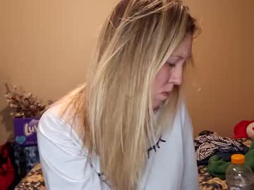girl Sexy Teen Cam Girls Inserting Dildoes In Their Wet Pussy with psychobutsexy