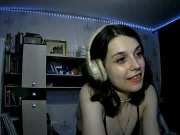 girl Sexy Teen Cam Girls Inserting Dildoes In Their Wet Pussy with alodieherlan