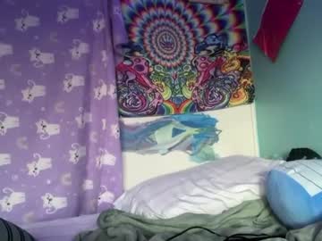girl Sexy Teen Cam Girls Inserting Dildoes In Their Wet Pussy with sillygoosey69