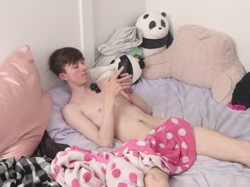 couple Sexy Teen Cam Girls Inserting Dildoes In Their Wet Pussy with mlgdemo