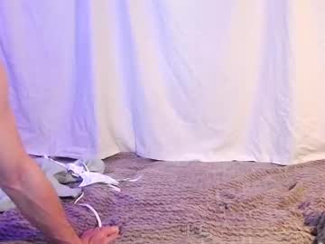 couple Sexy Teen Cam Girls Inserting Dildoes In Their Wet Pussy with peach_day