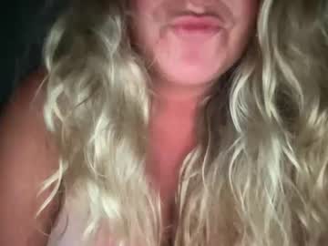 girl Sexy Teen Cam Girls Inserting Dildoes In Their Wet Pussy with caromarie97