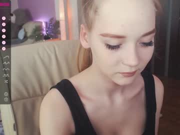 girl Sexy Teen Cam Girls Inserting Dildoes In Their Wet Pussy with nikole_shinebaby