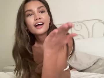 girl Sexy Teen Cam Girls Inserting Dildoes In Their Wet Pussy with nikkibubble