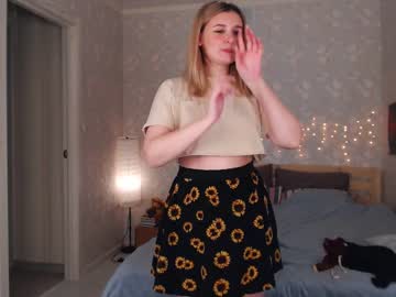 girl Sexy Teen Cam Girls Inserting Dildoes In Their Wet Pussy with tendermoon__