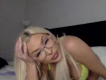 girl Sexy Teen Cam Girls Inserting Dildoes In Their Wet Pussy with jordynjames