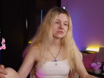 girl Sexy Teen Cam Girls Inserting Dildoes In Their Wet Pussy with agnesscarterr