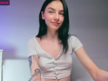 girl Sexy Teen Cam Girls Inserting Dildoes In Their Wet Pussy with gabbi_i