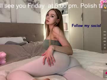 girl Sexy Teen Cam Girls Inserting Dildoes In Their Wet Pussy with avroramy