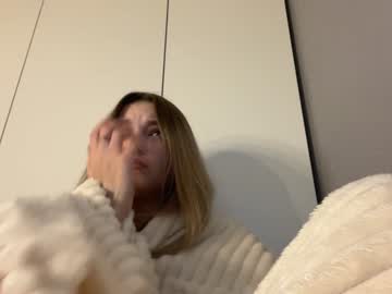 girl Sexy Teen Cam Girls Inserting Dildoes In Their Wet Pussy with norakiso