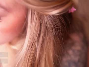 girl Sexy Teen Cam Girls Inserting Dildoes In Their Wet Pussy with lilith_gray9