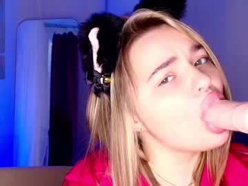 girl Sexy Teen Cam Girls Inserting Dildoes In Their Wet Pussy with joycemorales