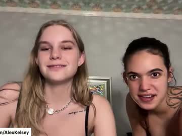 girl Sexy Teen Cam Girls Inserting Dildoes In Their Wet Pussy with okjas