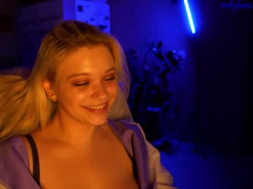 girl Sexy Teen Cam Girls Inserting Dildoes In Their Wet Pussy with sexyalice1997