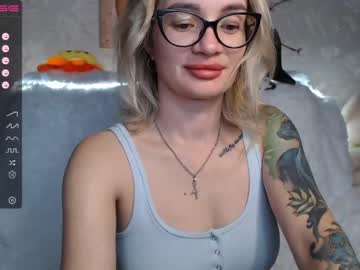 girl Sexy Teen Cam Girls Inserting Dildoes In Their Wet Pussy with juliia_milf