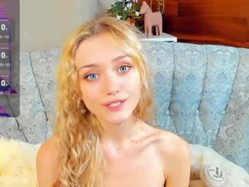 girl Sexy Teen Cam Girls Inserting Dildoes In Their Wet Pussy with dorie_93