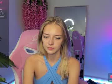 girl Sexy Teen Cam Girls Inserting Dildoes In Their Wet Pussy with lolasmallbunny