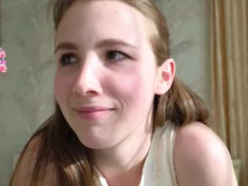 girl Sexy Teen Cam Girls Inserting Dildoes In Their Wet Pussy with janepuff
