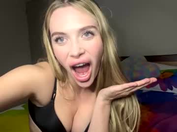 girl Sexy Teen Cam Girls Inserting Dildoes In Their Wet Pussy with savsxy