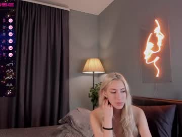 girl Sexy Teen Cam Girls Inserting Dildoes In Their Wet Pussy with yunayummy