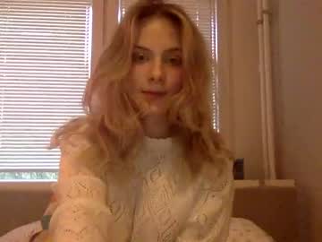 girl Sexy Teen Cam Girls Inserting Dildoes In Their Wet Pussy with heli_ber