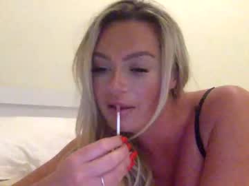 girl Sexy Teen Cam Girls Inserting Dildoes In Their Wet Pussy with sarahzephh
