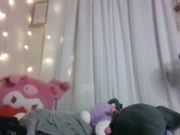 girl Sexy Teen Cam Girls Inserting Dildoes In Their Wet Pussy with micheletocino