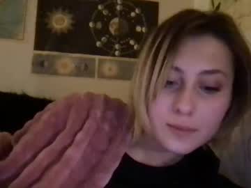 girl Sexy Teen Cam Girls Inserting Dildoes In Their Wet Pussy with malie24