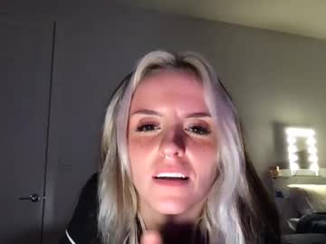 girl Sexy Teen Cam Girls Inserting Dildoes In Their Wet Pussy with chandraxo