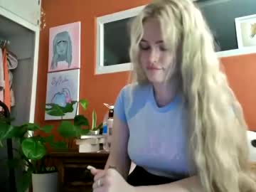 couple Sexy Teen Cam Girls Inserting Dildoes In Their Wet Pussy with pinkybabexoxo