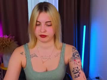 girl Sexy Teen Cam Girls Inserting Dildoes In Their Wet Pussy with ginnygo