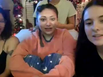girl Sexy Teen Cam Girls Inserting Dildoes In Their Wet Pussy with jjjasmine69