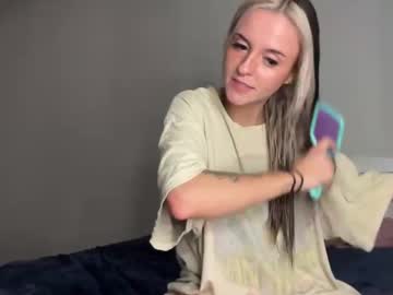 girl Sexy Teen Cam Girls Inserting Dildoes In Their Wet Pussy with bbybridget