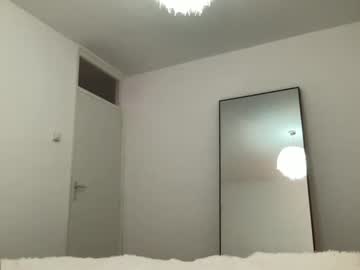 girl Sexy Teen Cam Girls Inserting Dildoes In Their Wet Pussy with seraveraxo