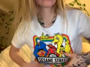 girl Sexy Teen Cam Girls Inserting Dildoes In Their Wet Pussy with xalyxcatx