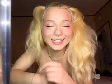 girl Sexy Teen Cam Girls Inserting Dildoes In Their Wet Pussy with amaliediaz