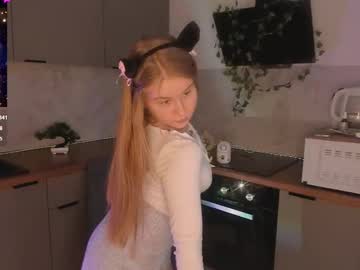 girl Sexy Teen Cam Girls Inserting Dildoes In Their Wet Pussy with kattyrose6