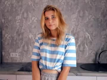 girl Sexy Teen Cam Girls Inserting Dildoes In Their Wet Pussy with gillianengelby
